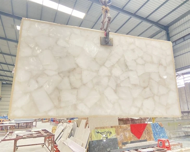 Cristallo Quartzite Slab